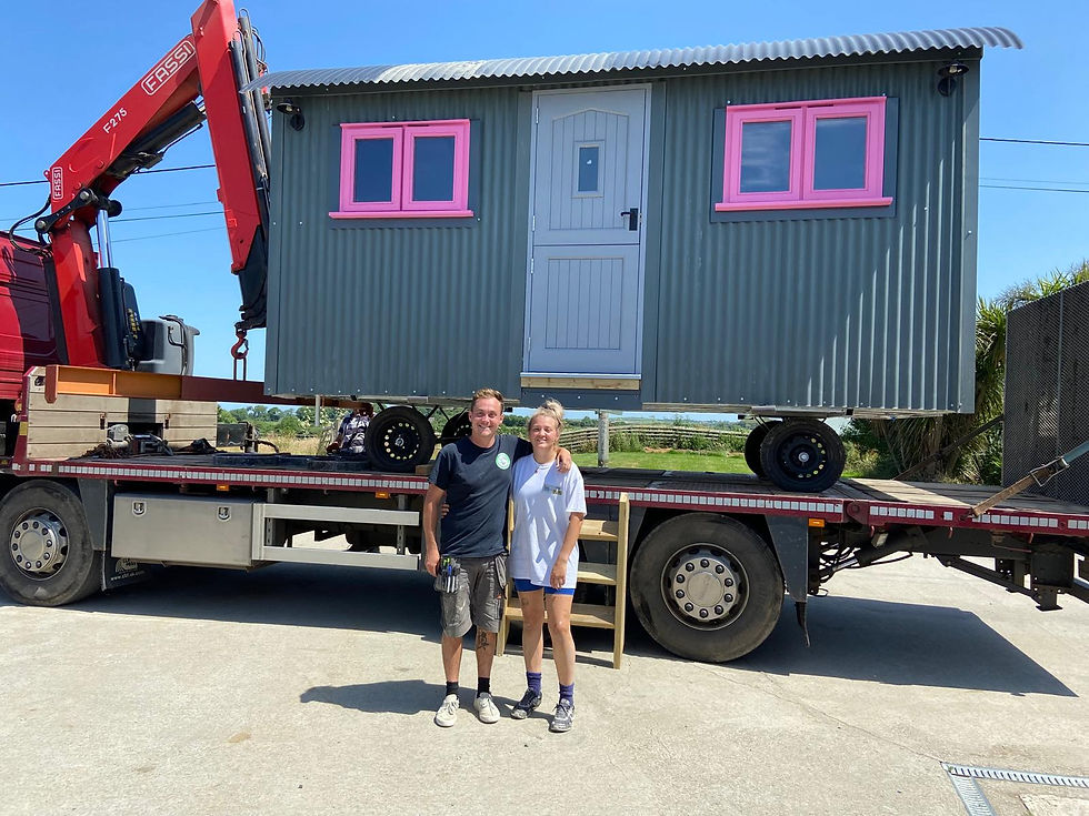 Shepherd's Hut Delivery Day