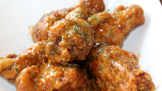 CREAMY SESAME WINGS
