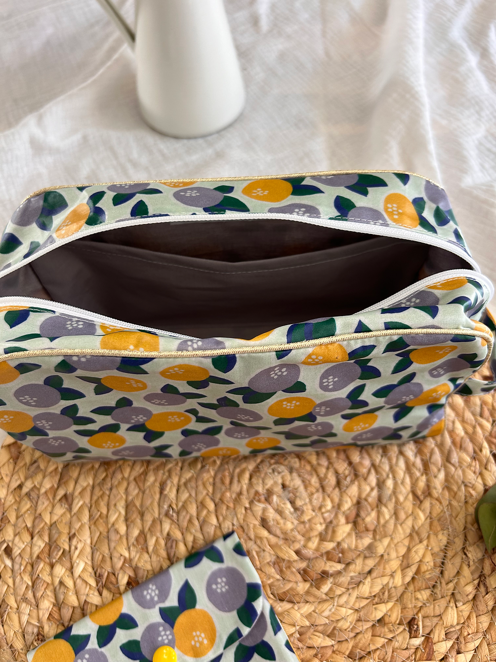 Miniature : Trousse de toilette taille moyenne