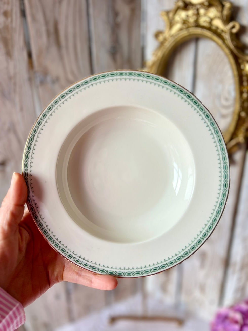 Miniature : Assiette creuse ancienne en porcelaine – Frise verte – Thun
