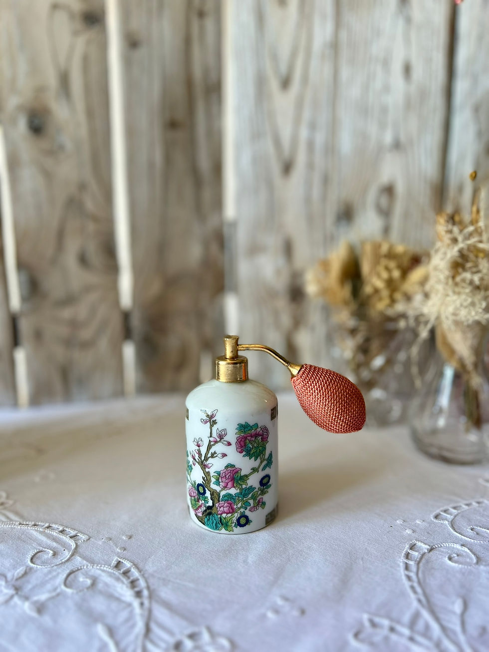 Vaporisateur ancien en porcelaine de Limoges – Curagan Paris