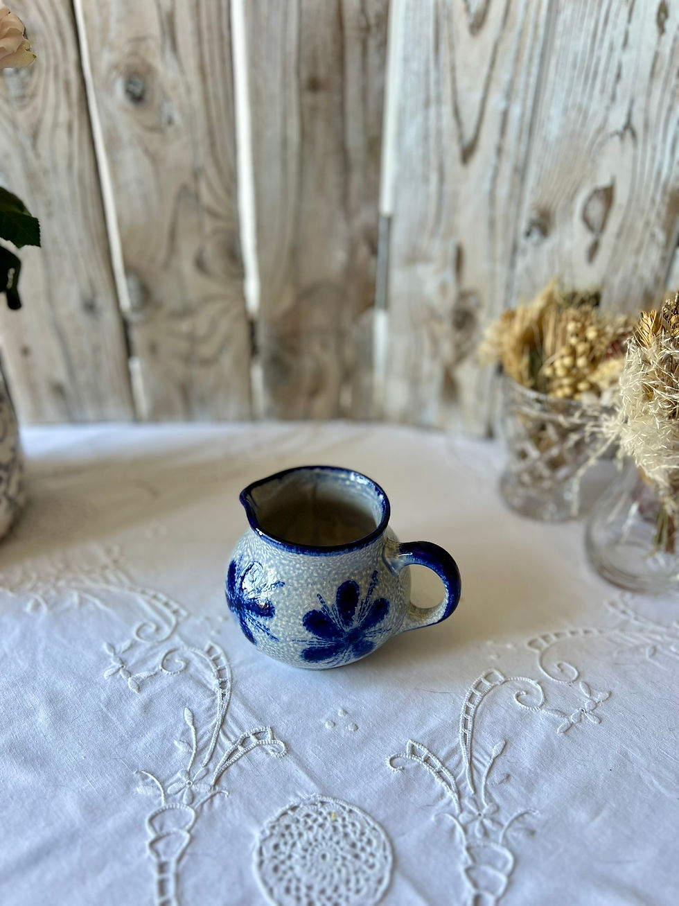 Petit pichet ancien en grès estampillé Germany