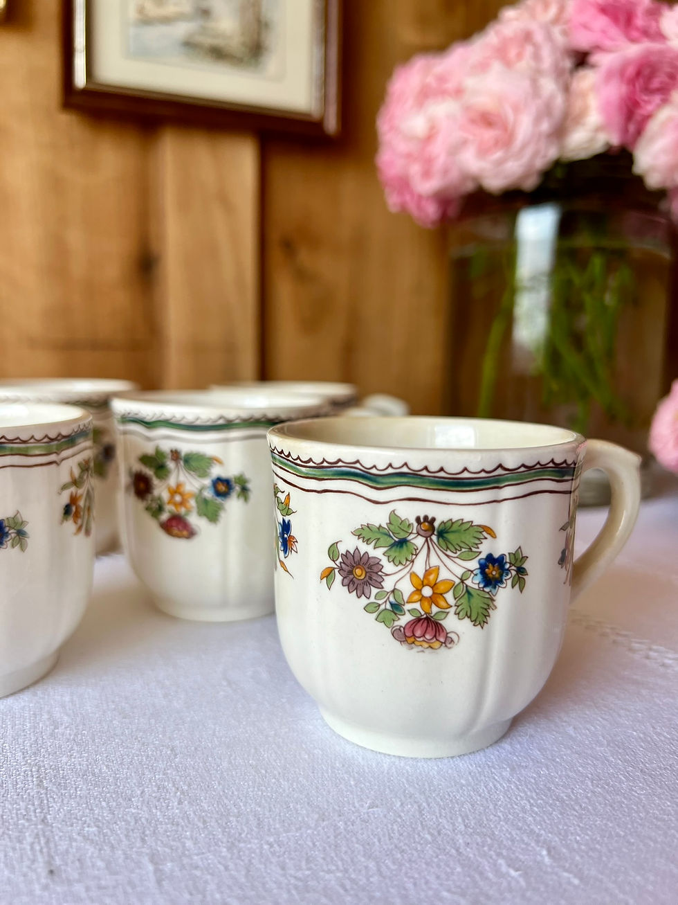 Miniature : Tasse à café ancienne Gien – modèle Moustiers Olérys – décor floral