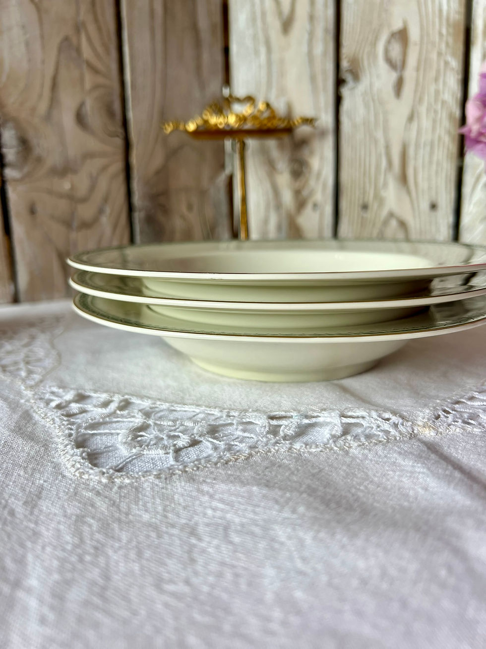Miniature : Assiette creuse ancienne en porcelaine – Frise verte – Thun