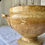 Miniature : Soupière ancienne en faïence fine – Choisy-le-Roi (H. Boulenger), XIXe siècle