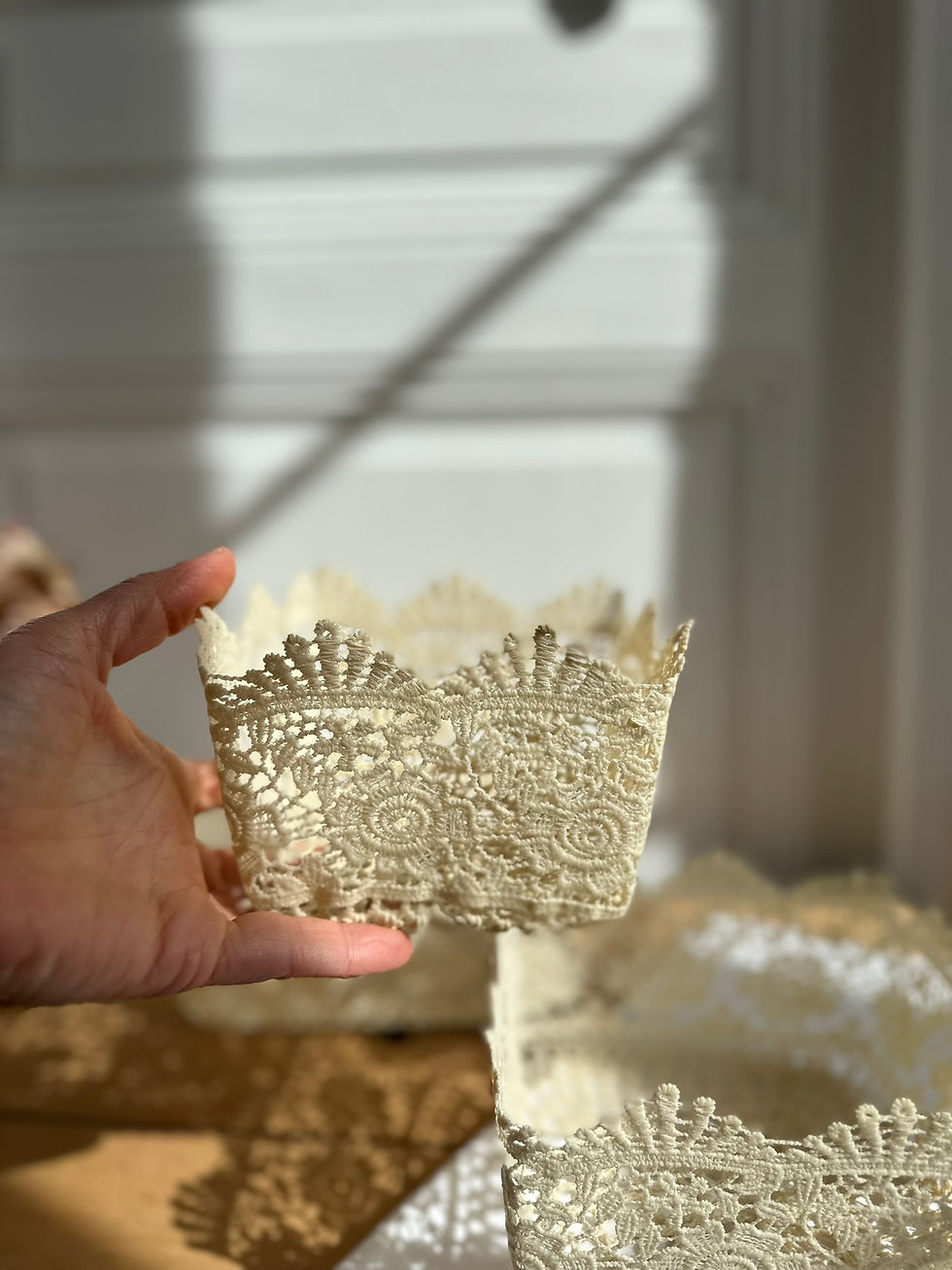 Miniature : Panier ancien en dentelle – petit modèle