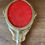 Miniature : Miroir à main ancien en métal doré – décor d’angelots