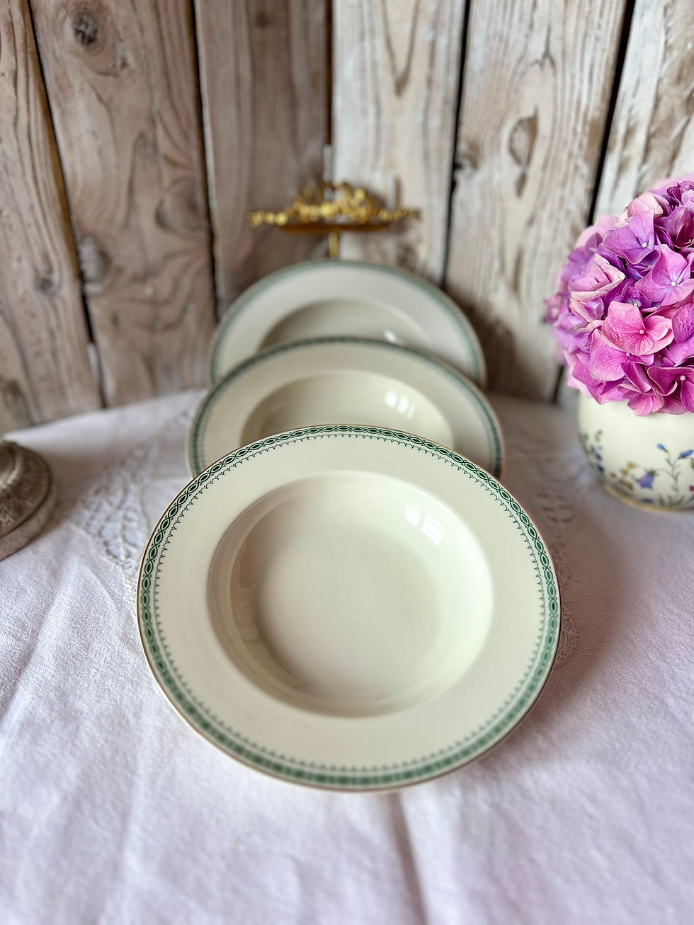 Miniature : Assiette creuse ancienne en porcelaine – Frise verte – Thun