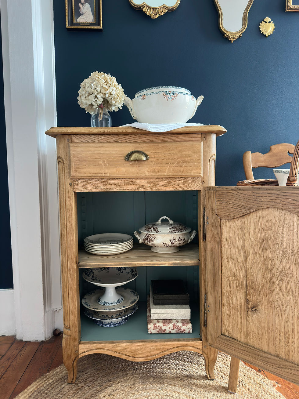Miniature : Confiturier ancien en chêne restauré – Intérieur vert sauge