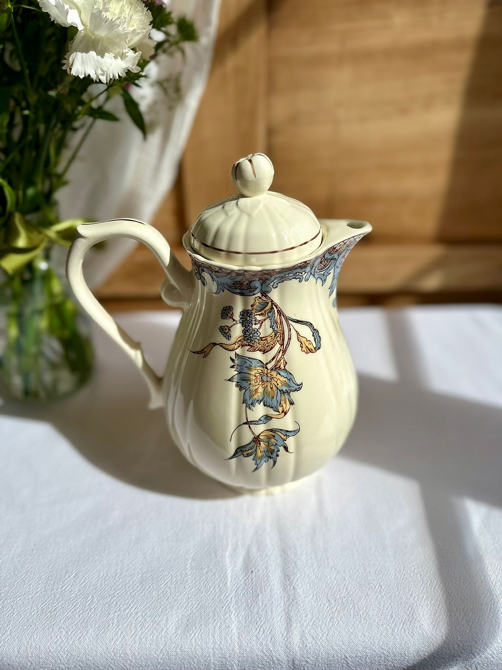 Miniature : Théière ancienne en faïence – décor Chérreuse Vieux Salins