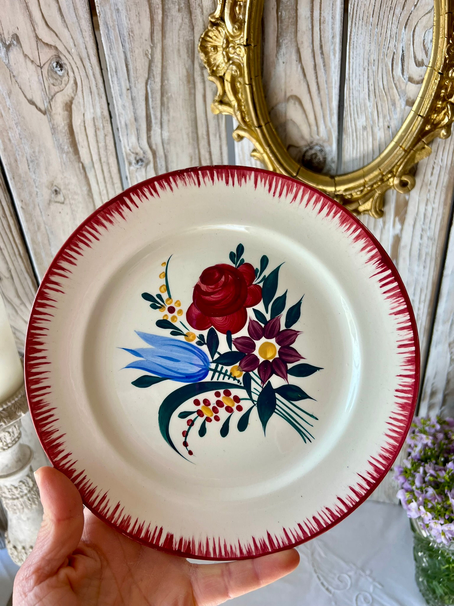 Assiette ancienne en faïence maison BFK, Belgique.