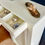 Miniature : Petit meuble d’appoint crème, une porte & un tiroir