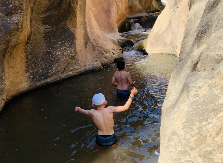 Horseback Riding TK Outfitting Torrey