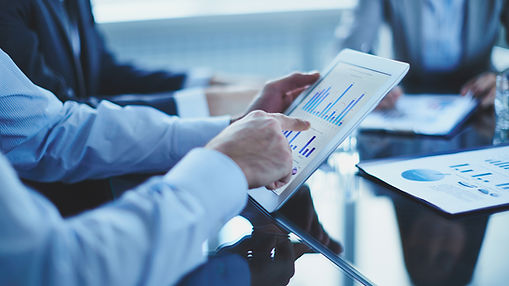 Data Utilization Strategy Formulation and Data Analysis Infrastructure Development for a Major Domestic Human Resources Company