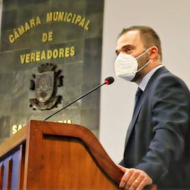 Blattes em tribuna - 11/05