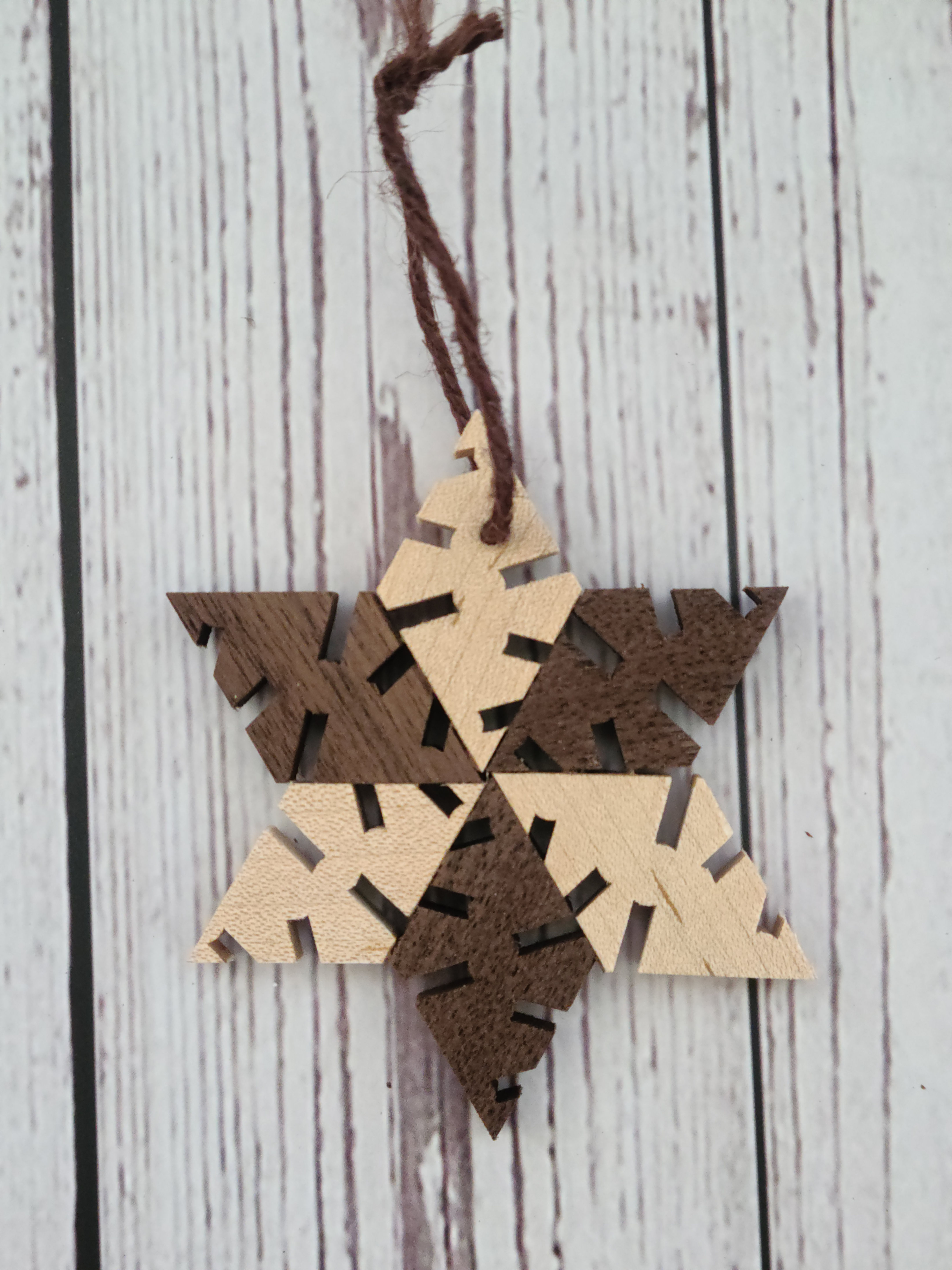 Wood Snowflake Ornaments - Walnut 6pk