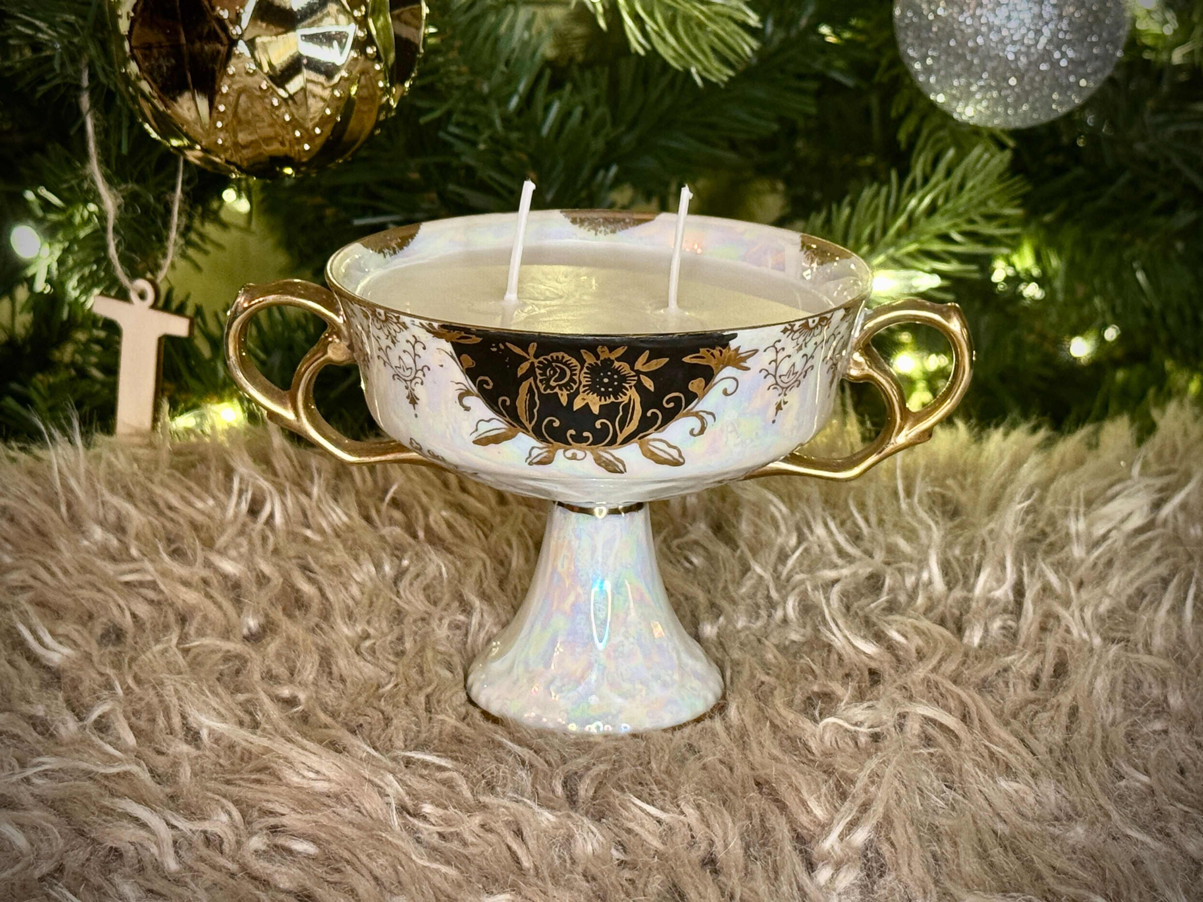 Antique Pedestal Teacup Candle