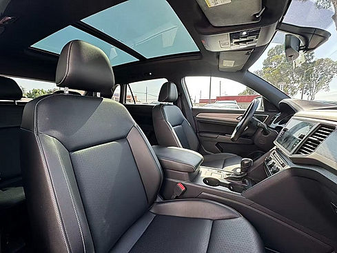 2020 Volkswagen Atlas Cross Sport 3.6L V6 SE wTechnology FWD (7).jpg