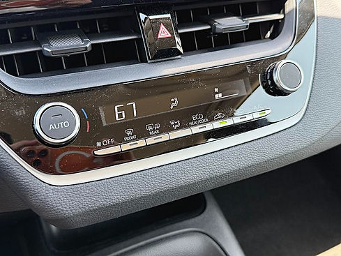 2026 Toyota Corolla Hybrid LE (20).jpg