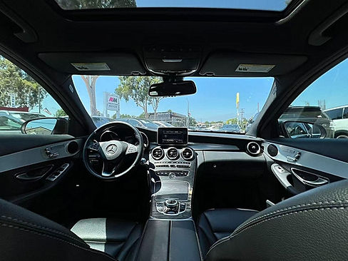 2019 Mercedes-Benz C300 Sedan (6).jpg