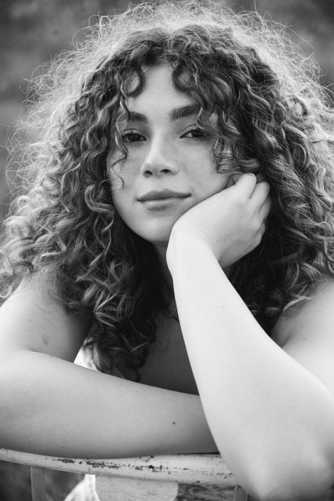 220925_SydneyBrush_SeniorPhotos_ONB_4249-2.jpg