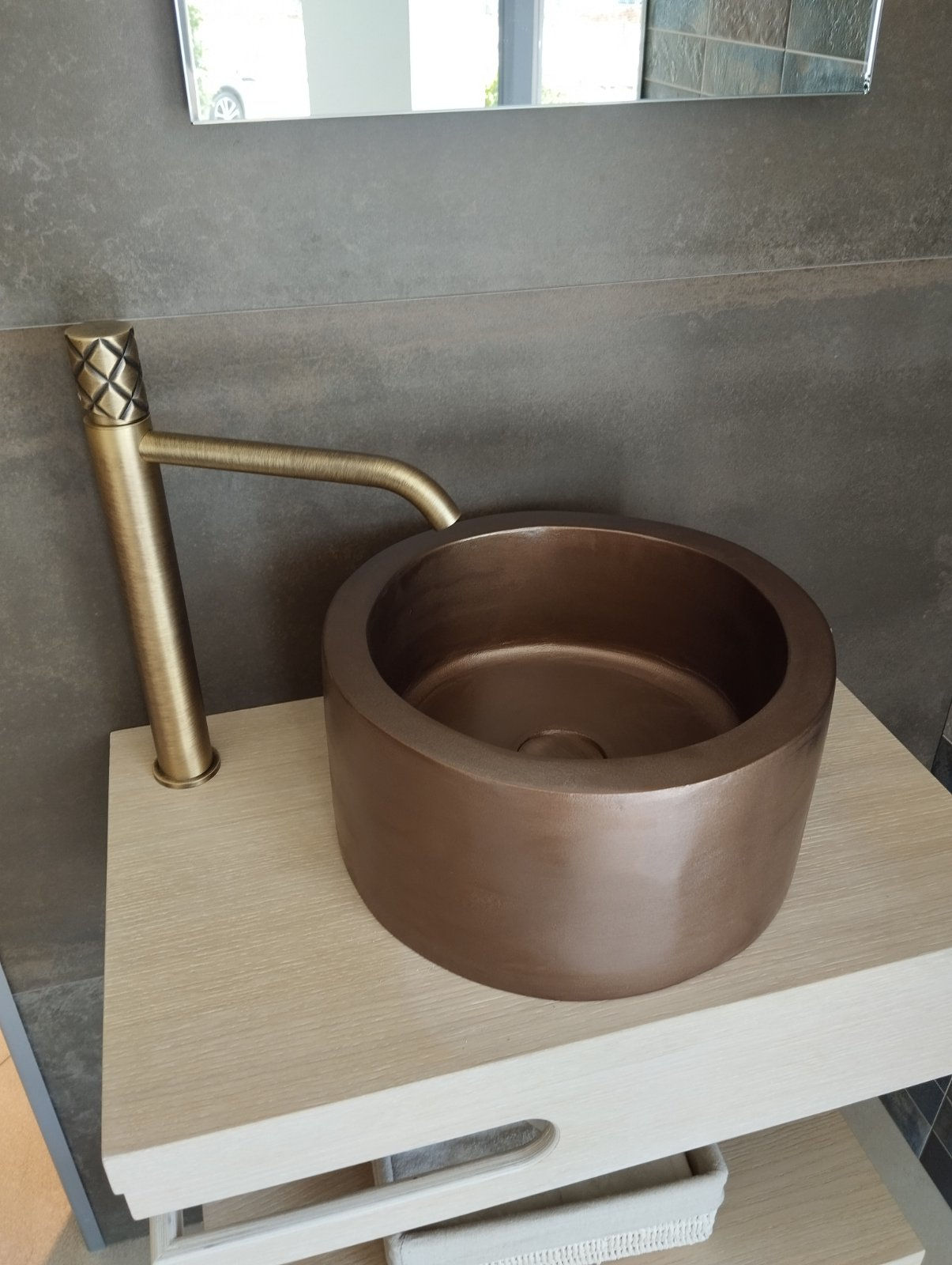 Νιπτήρες Πατητής με Μεταλλικά Χρώματα