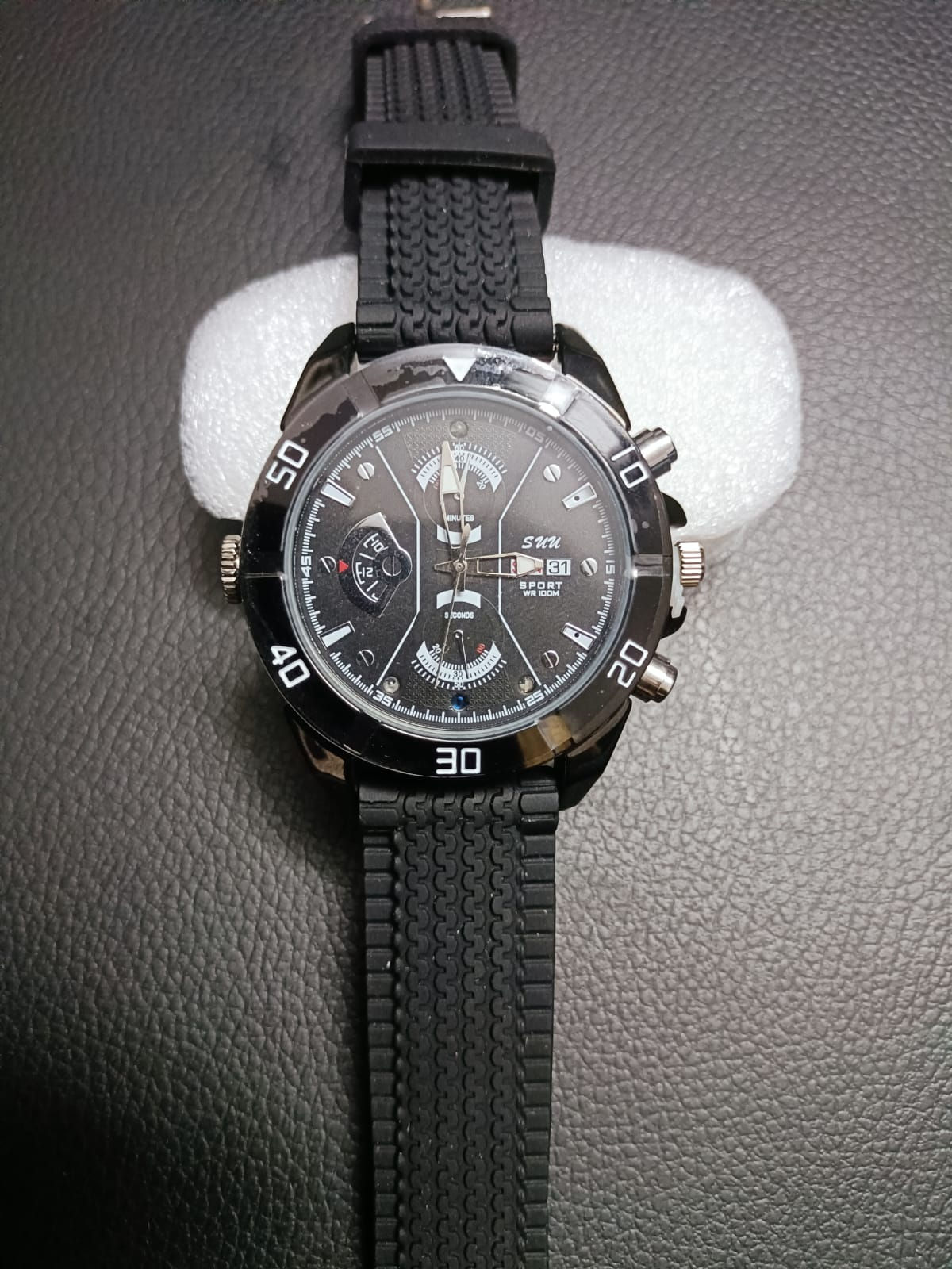 Full HD 1080P Motion Detection Night Vision and Waterproof Wrist Watch Spy Cam