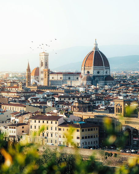 Dari Mana Gelato Berasal? Nikmati Sensasi Asli Gelato di Kota Florence, Italia!