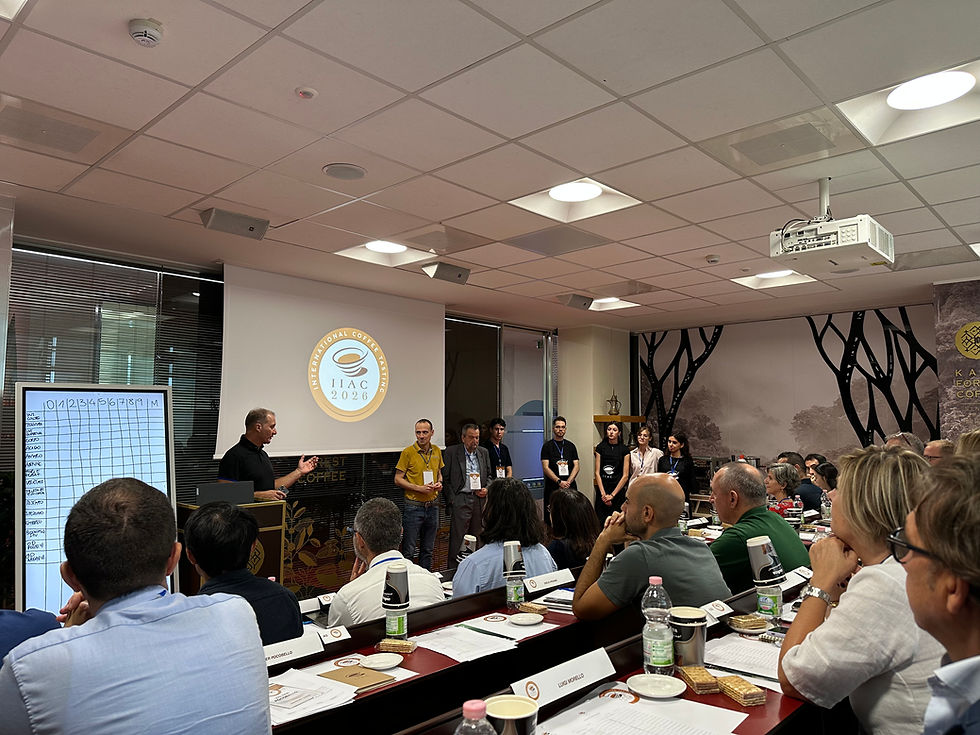 Giudici durante International Coffee Tasting 2026