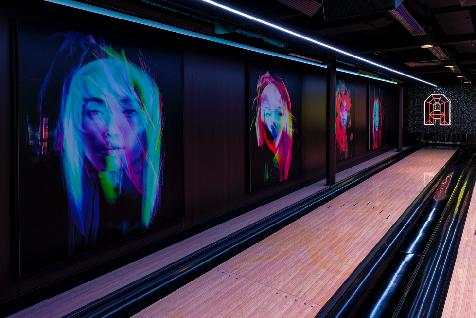 Genting Dream - Photographic Vinyl