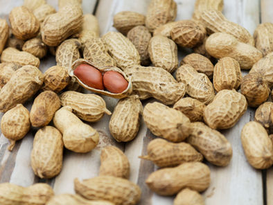 Infant peanut exposure can prevent allergies, but parents worry