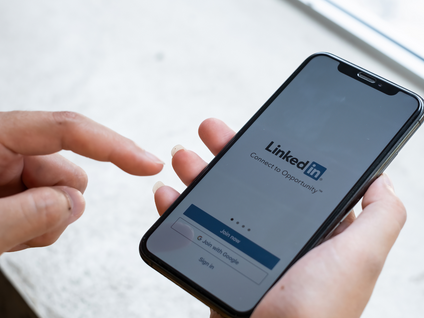 Mentoria no LinkedIn: Impulsionando sua Carreira e Networking Profissional