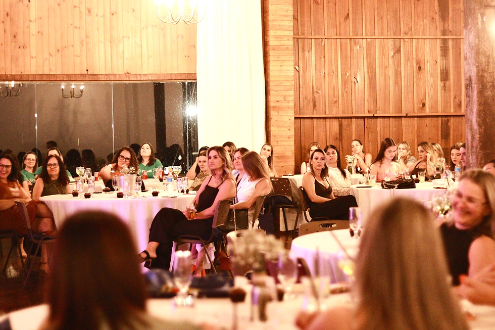 CDL Mulher Erechim promove Happy Hour com foco em negócios e liderança feminina e lança o CDL Mulher Erechim Conecta