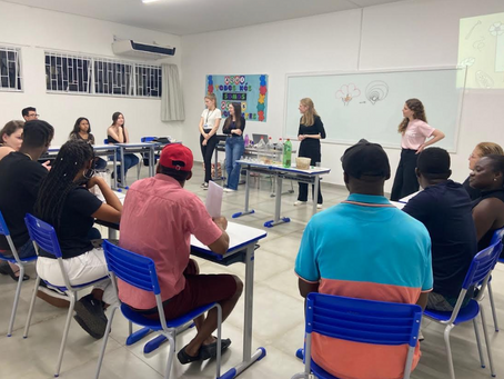 Acadêmicas de Pedagogia da URI realizam oficinas no CEJA sobre Soluções Baseadas na Natureza