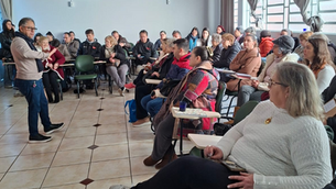 Associação Pés na Terra, Mãos do Mundo participa de Fórum Regional de Economia Solidária em Passo Fundo