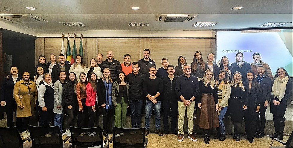 Curso contou com a participação de médicos, enfermeiros, fisioterapeutas e acadêmicos