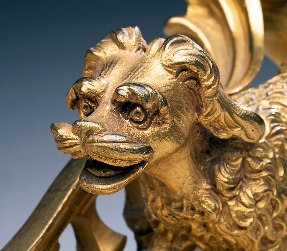 Miniaturbild: 19th Century Louis XV-Style Gilt Iron Chenets With a Poodle and a Hound - a Pair