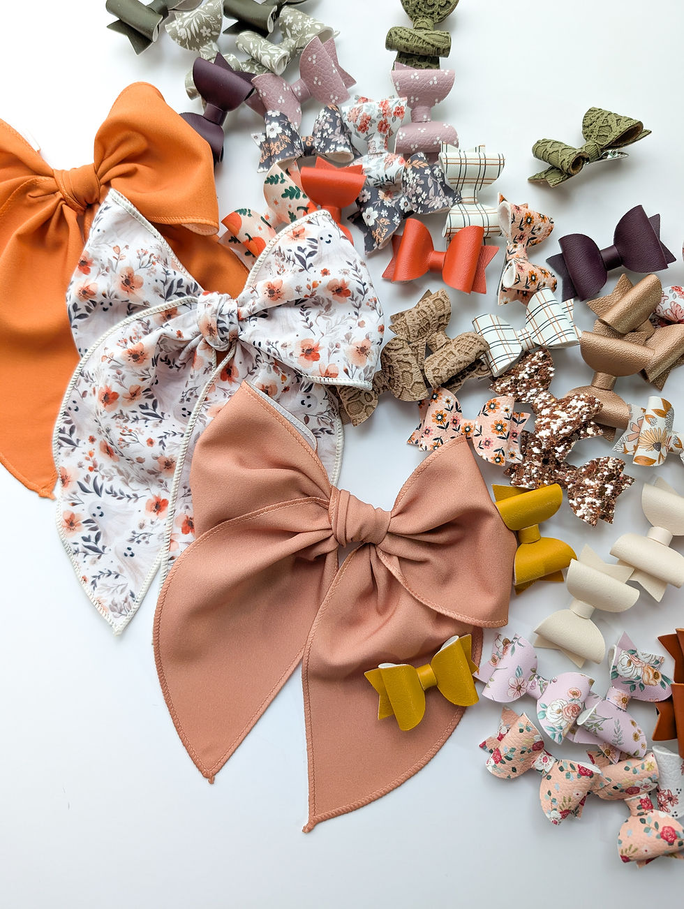 Thumbnail: Pretty Ghosts | XL Party Bow