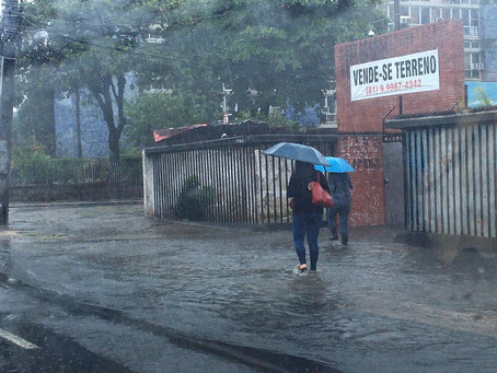 Apac emite alerta de chuvas de moderadas a fortes no Recife nas próximas 24h