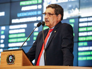 João Paulo apoia reabertura gradual de serviços em Pernambuco