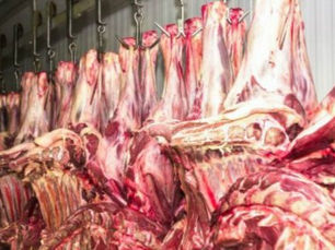 Aumento da carne sobe para 32% e inflação fecha em 4,31%