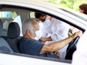 Profissional deve mostrar seringa antes e após aplicação de vacina no Recife, recomenda MPPE