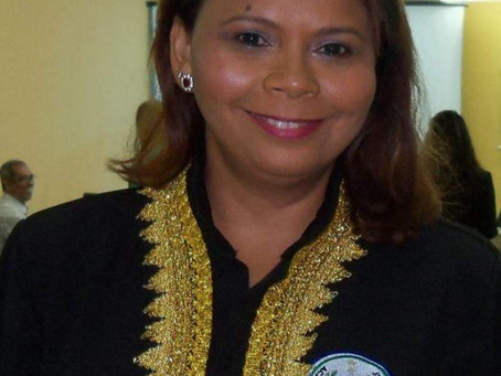 Doralice Santana é a nova presidente da da Academia de Letras de Jaboatão