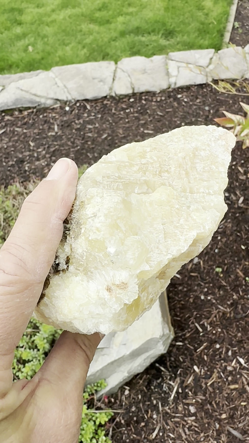 Thumbnail: Temple of Mu Golden Calcite 