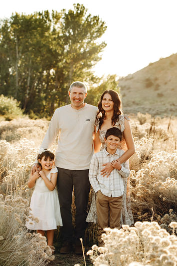 Golden Hour family portraits in Boise, Idaho