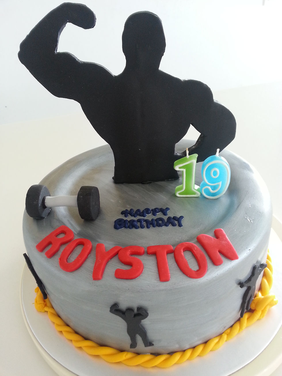 Muscle Man cake.jpg