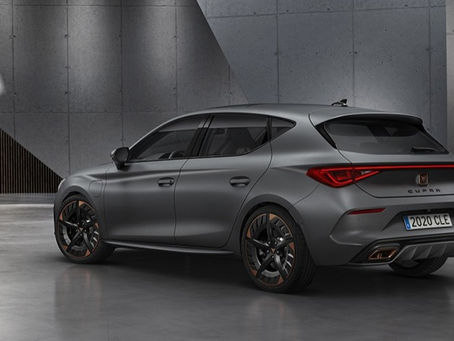 NOVIDADE | Cupra Leon Plug-in apresentado na nova sede da marca