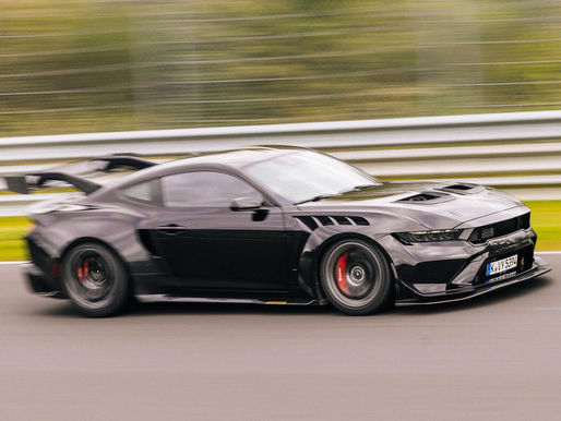 Ford Mustang GTD bate o tempo do Porsche 911 GT3 em Nurburgring