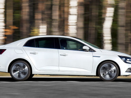 RENAULT MÉGANE GRAND COUPÉ | Com tamanho XXL e grande conforto