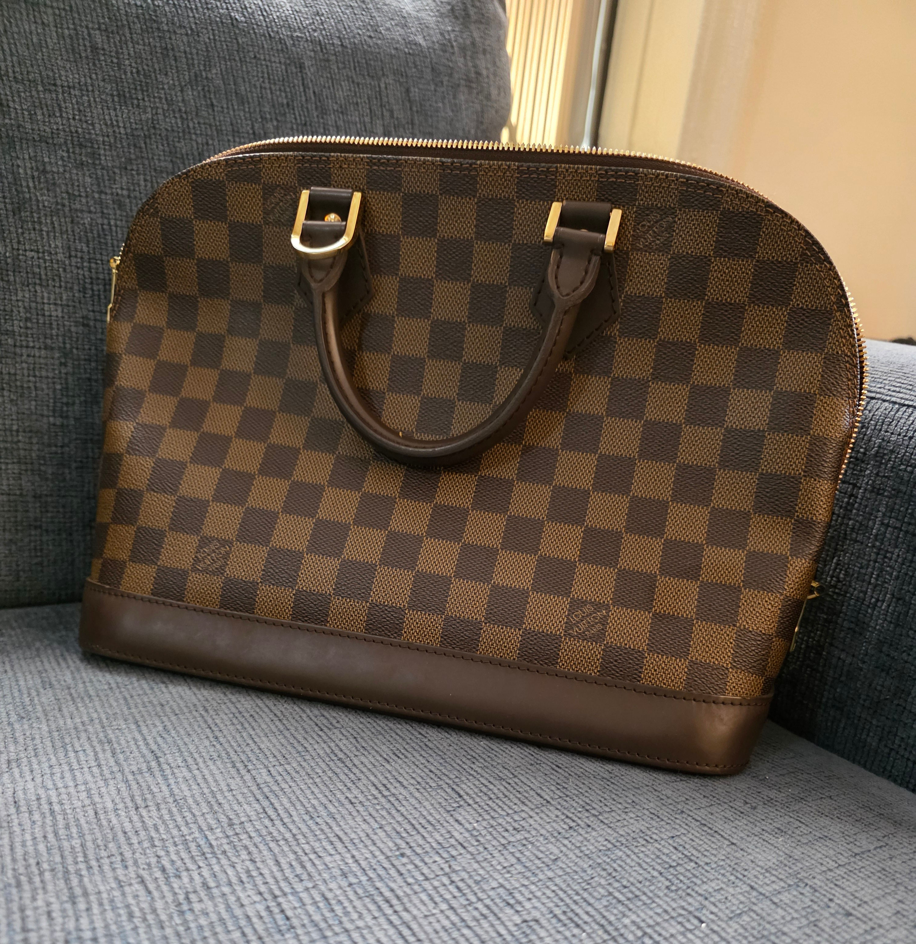 Louis Vuitton Damier Ebene PM Alma Free Certificate of Authenticity included